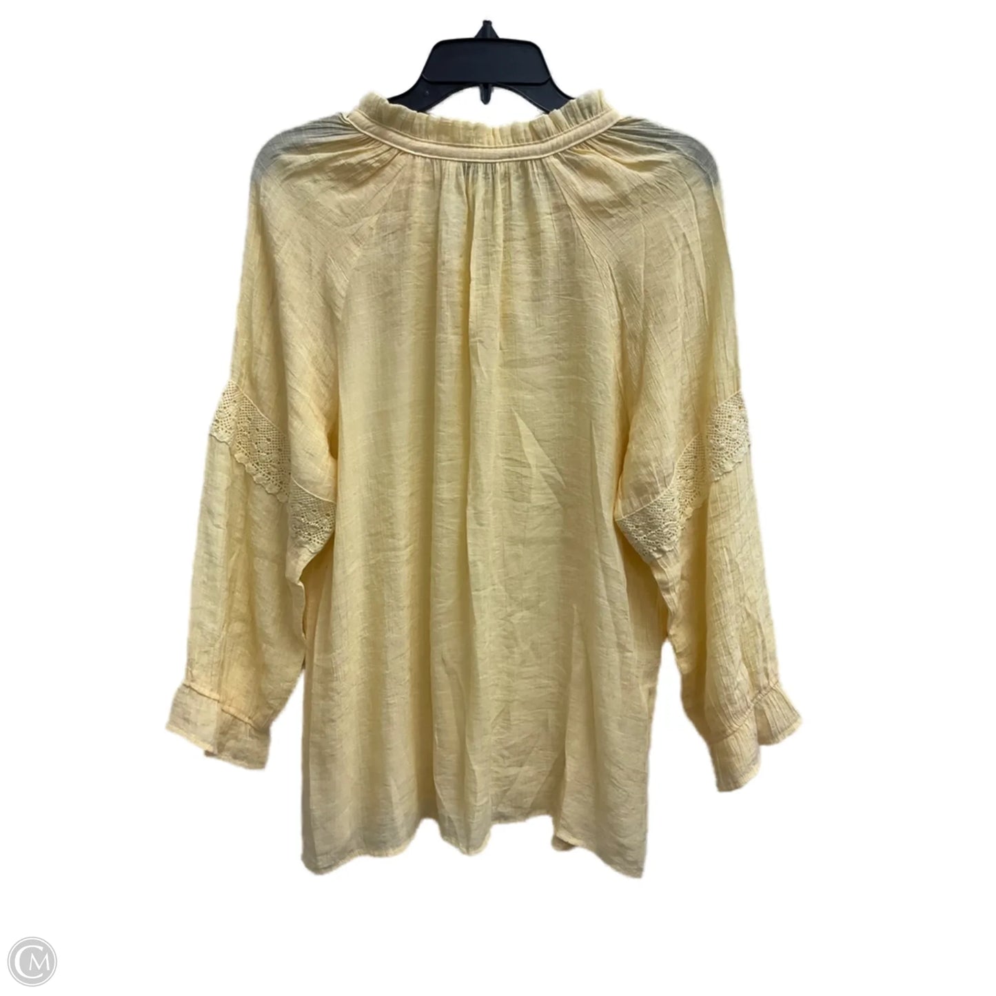 Top Long Sleeve By Counterparts In Yellow, Size: L