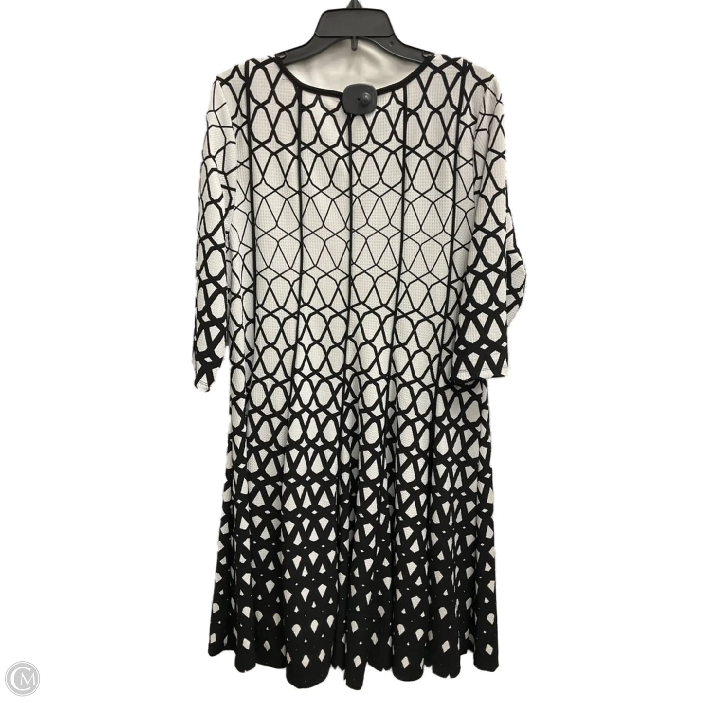 Dress Work By Avenue In Black & White, Size: 2x