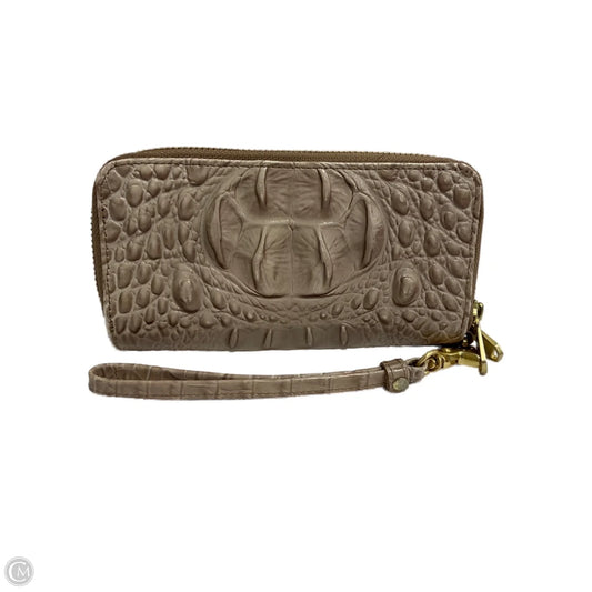 Wristlet Designer By Brahmin, Size: Small