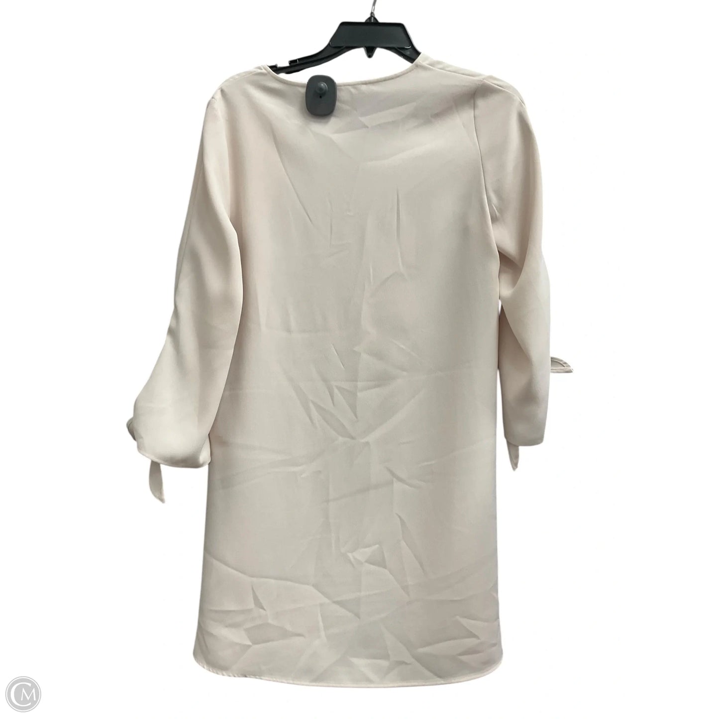 Dress Casual Short By Express In Cream, Size: Xs