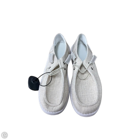Shoes Flats By Cmf In Beige, Size: 10