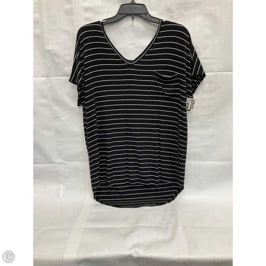 Top Short Sleeve By Clothes Mentor In Black, Size: S