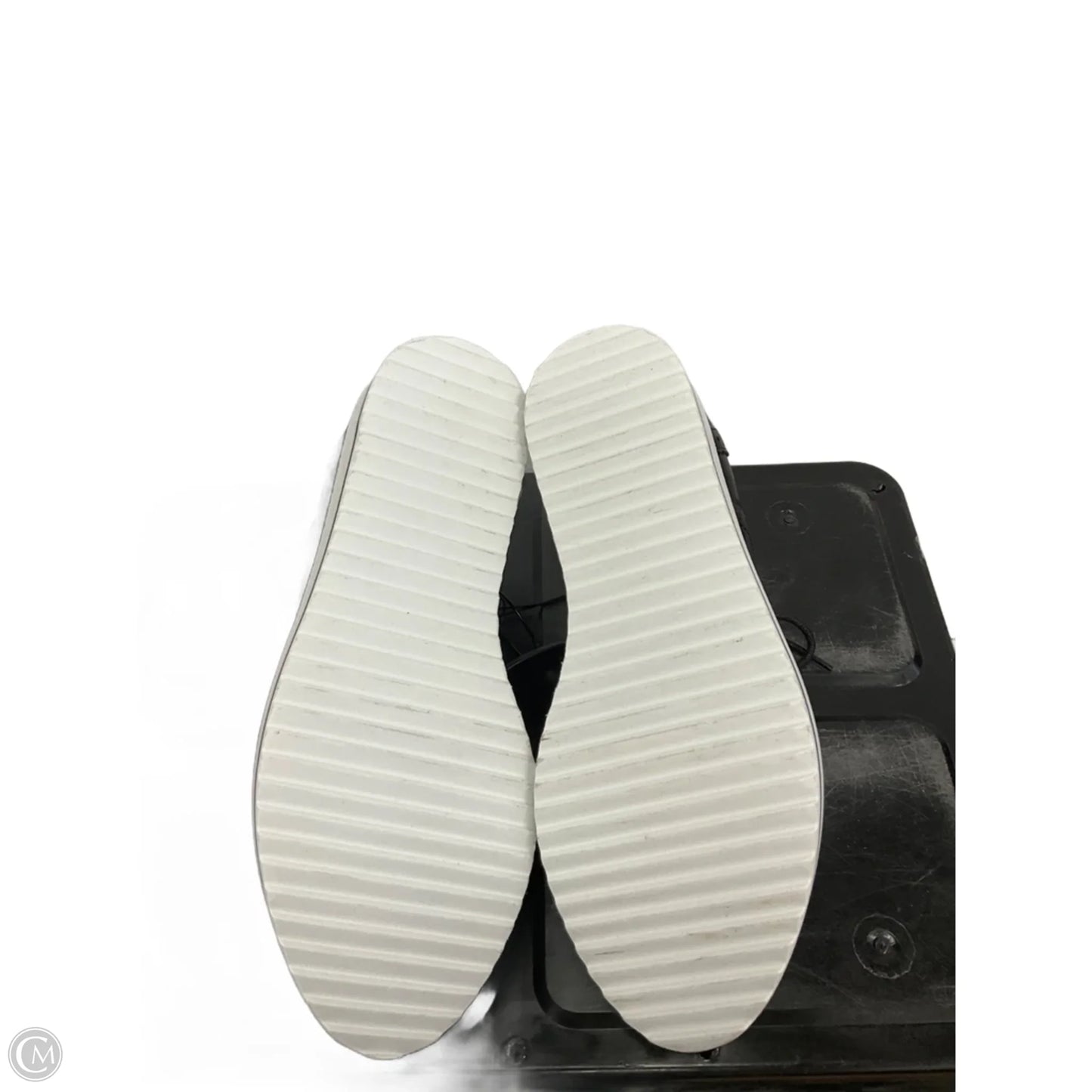 Shoes Flats By Torrid In Black, Size: 10