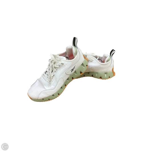 Shoes Athletic By Reebok In White, Size: 8.5