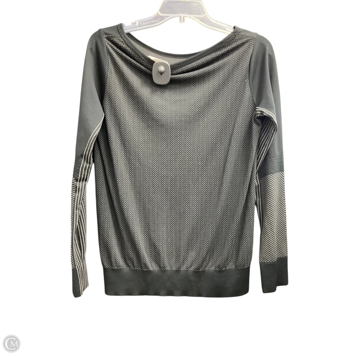 Athletic Top Long Sleeve Collar By Nike In Black, Size: M
