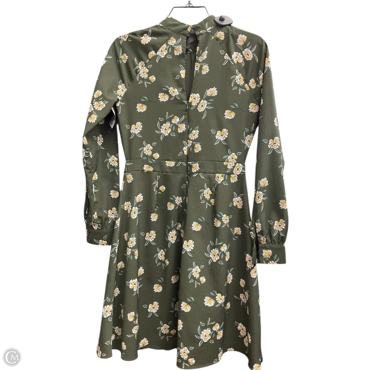 Dress Casual Short By Banana Republic In Green, Size: Xs