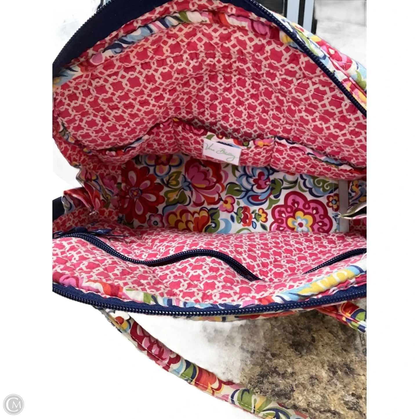 Handbag By Vera Bradley, Size: Large