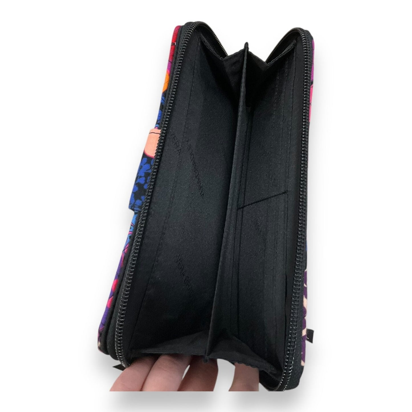 Wallet By Vera Bradley Size: Medium