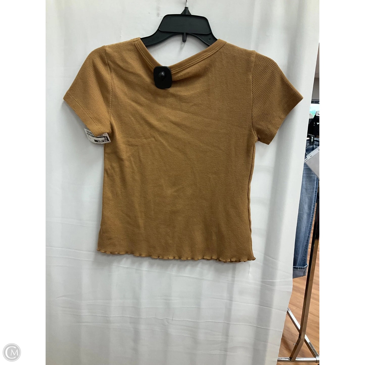 Top Short Sleeve Basic By Old Navy In Tan, Size: S
