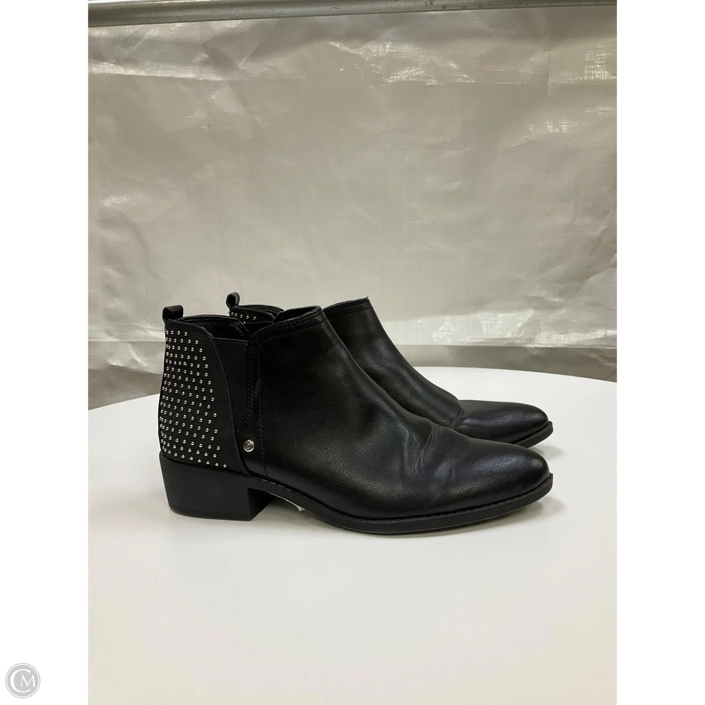 Boots Ankle Flats By Guess In Black, Size: 8.5