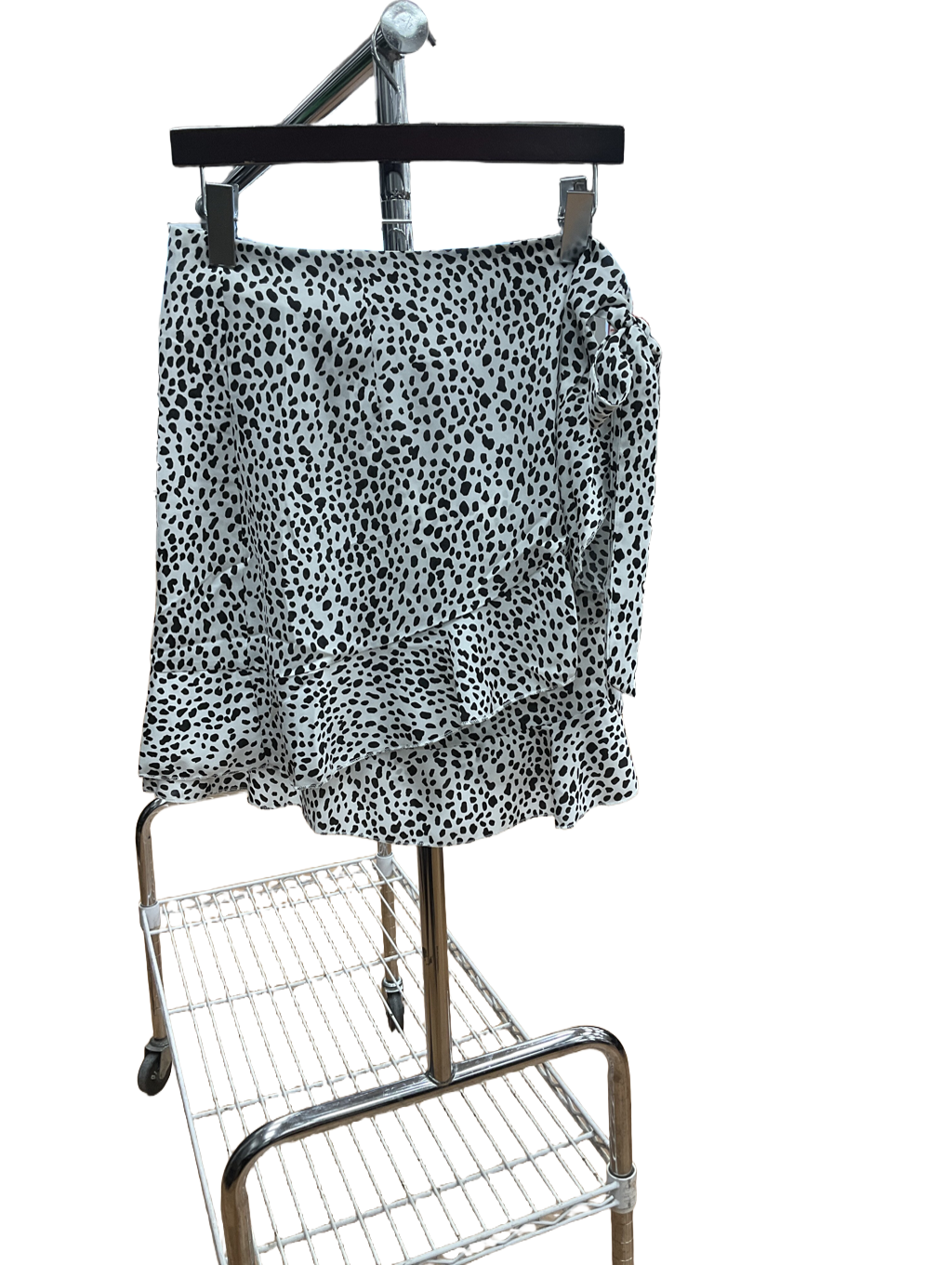 Skirt Mini & Short By Clothes Mentor Size: M