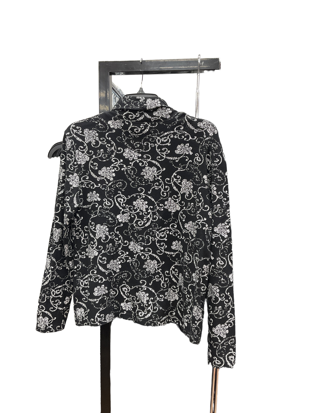 Top Long Sleeve By Studio Works Size: M
