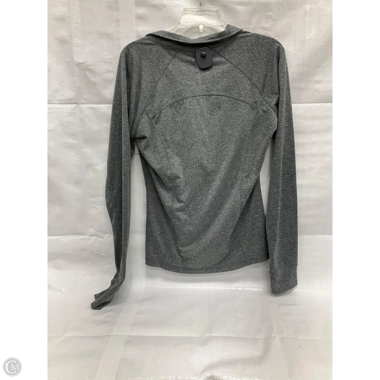 Athletic Top Long Sleeve Collar By Reebok In Grey, Size: M