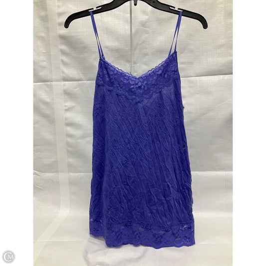 Top Sleeveless By Maurices In Purple, Size: L