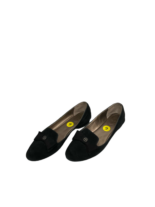 Shoes Flats By Tahari By Arthur Levine  Size: 9