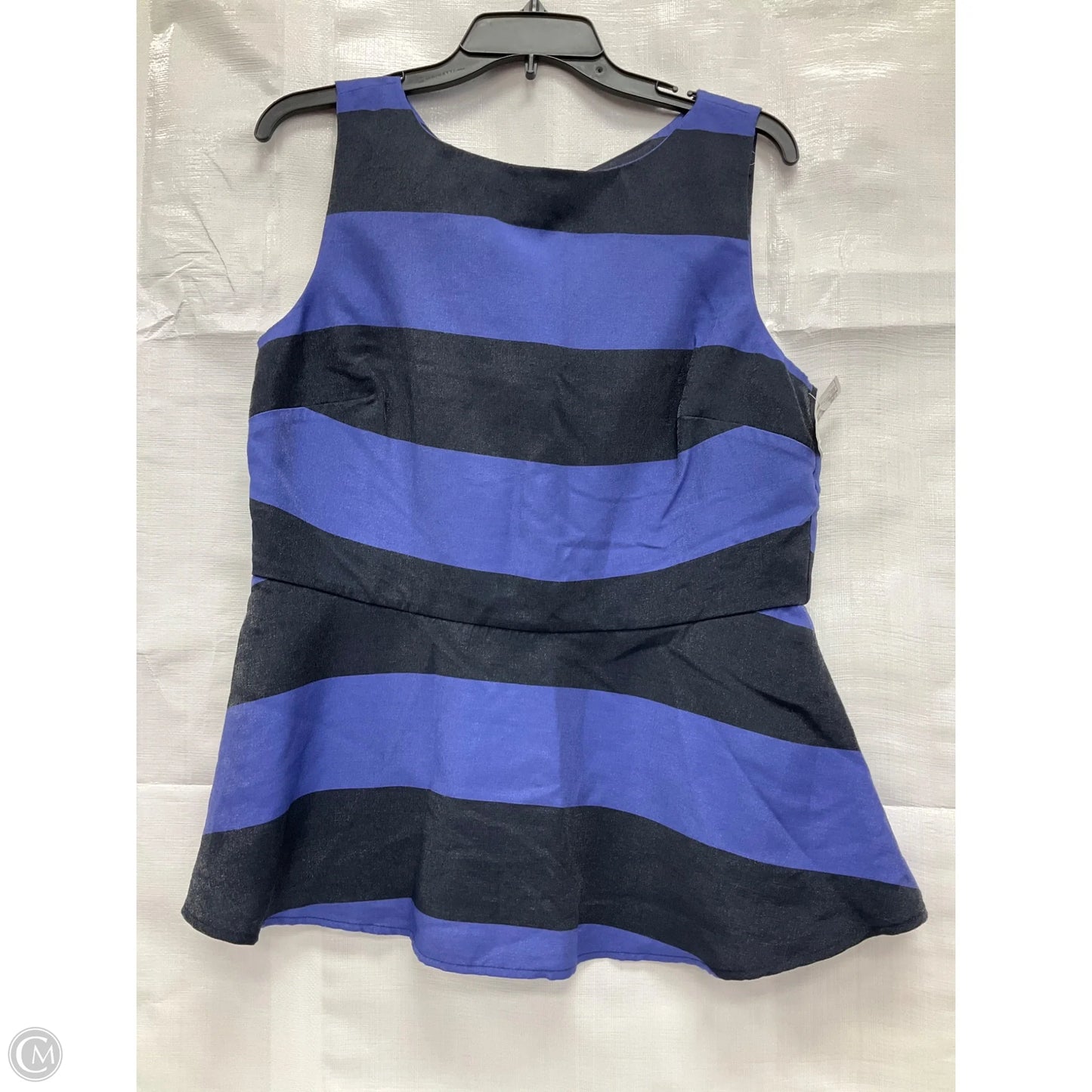 Top Sleeveless By Banana Republic In Striped Pattern, Size: L