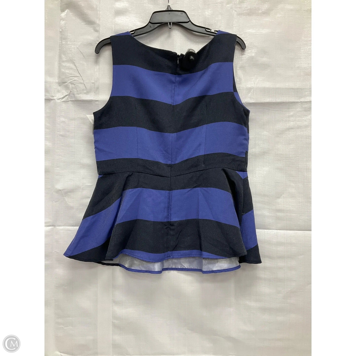 Top Sleeveless By Banana Republic In Striped Pattern, Size: L