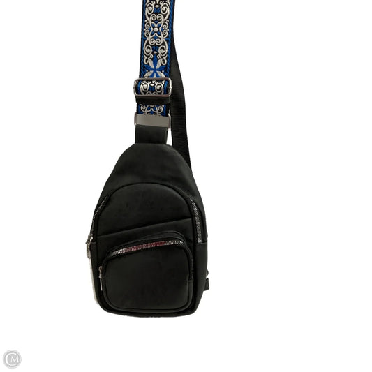 Crossbody By Clothes Mentor, Size: Small
