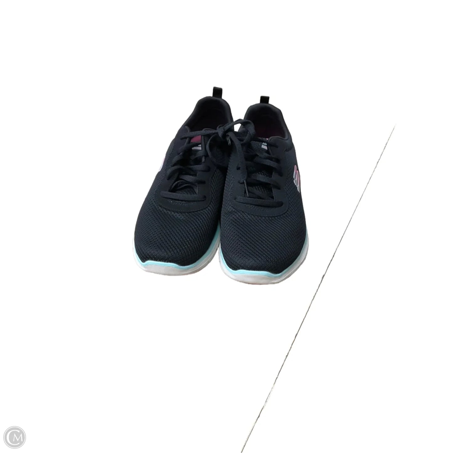 Shoes Athletic By Skechers In Black & White, Size: 10