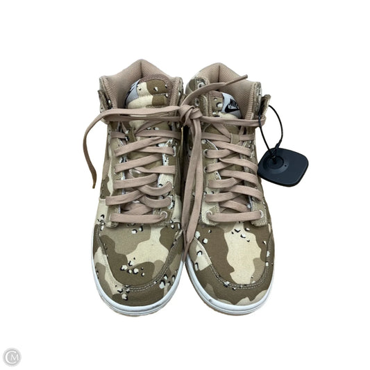 Shoes Sneakers By Nike In Camouflage Print, Size: 8