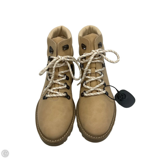 Boots Combat By Universal Thread In Beige, Size: 8.5