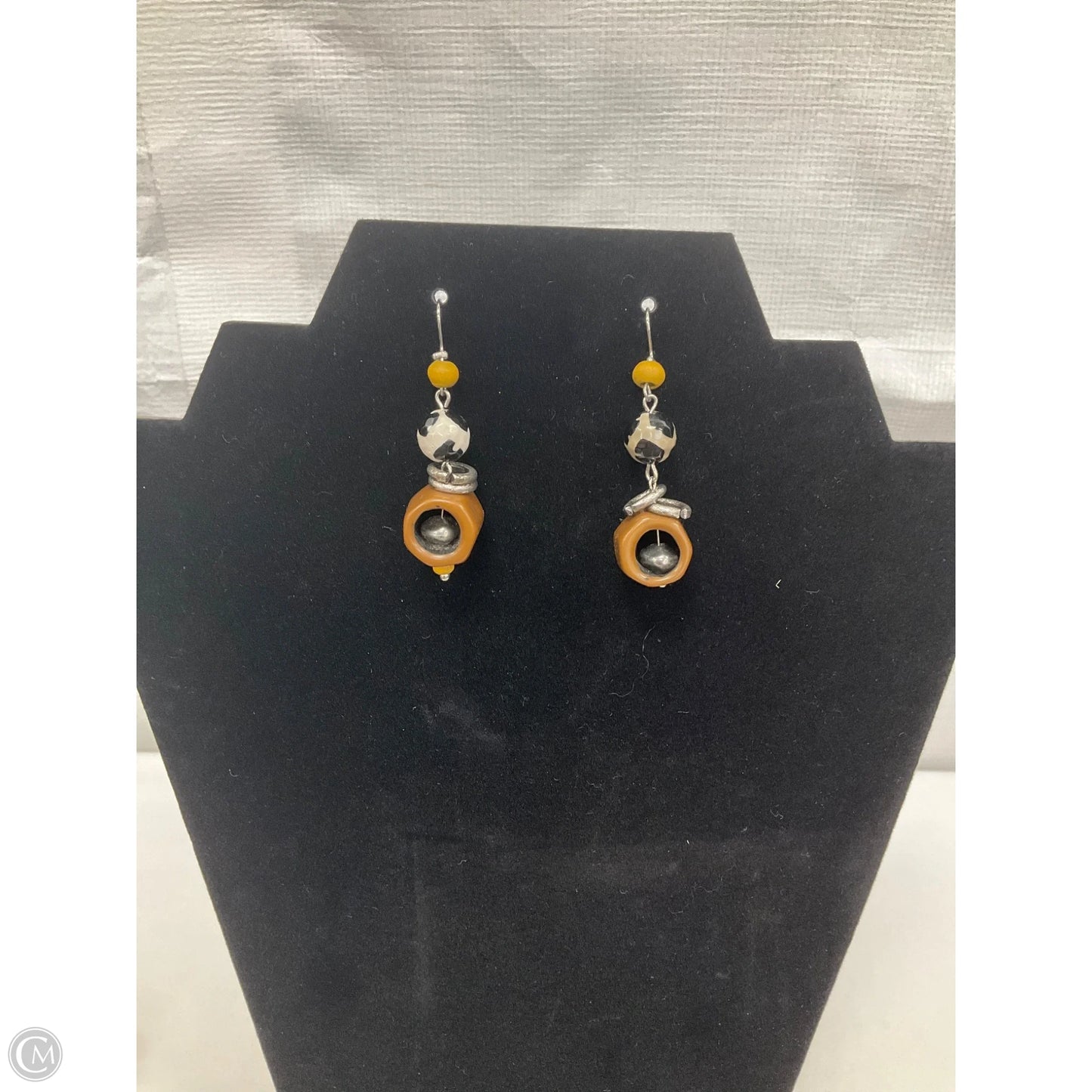 Earrings Dangle/drop By Clothes Mentor