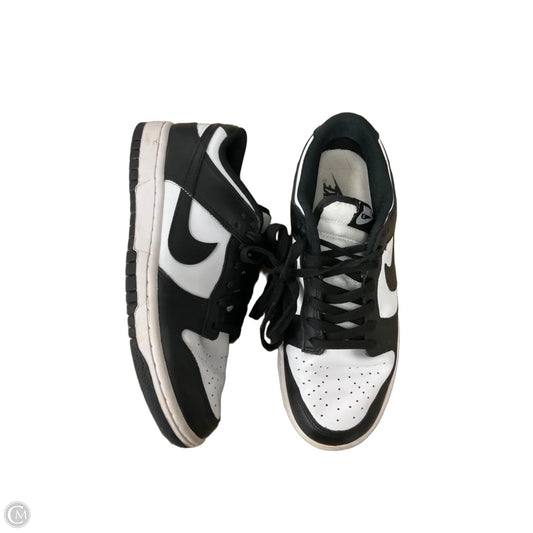 Shoes Sneakers By Nike In Black & White, Size: 7.5