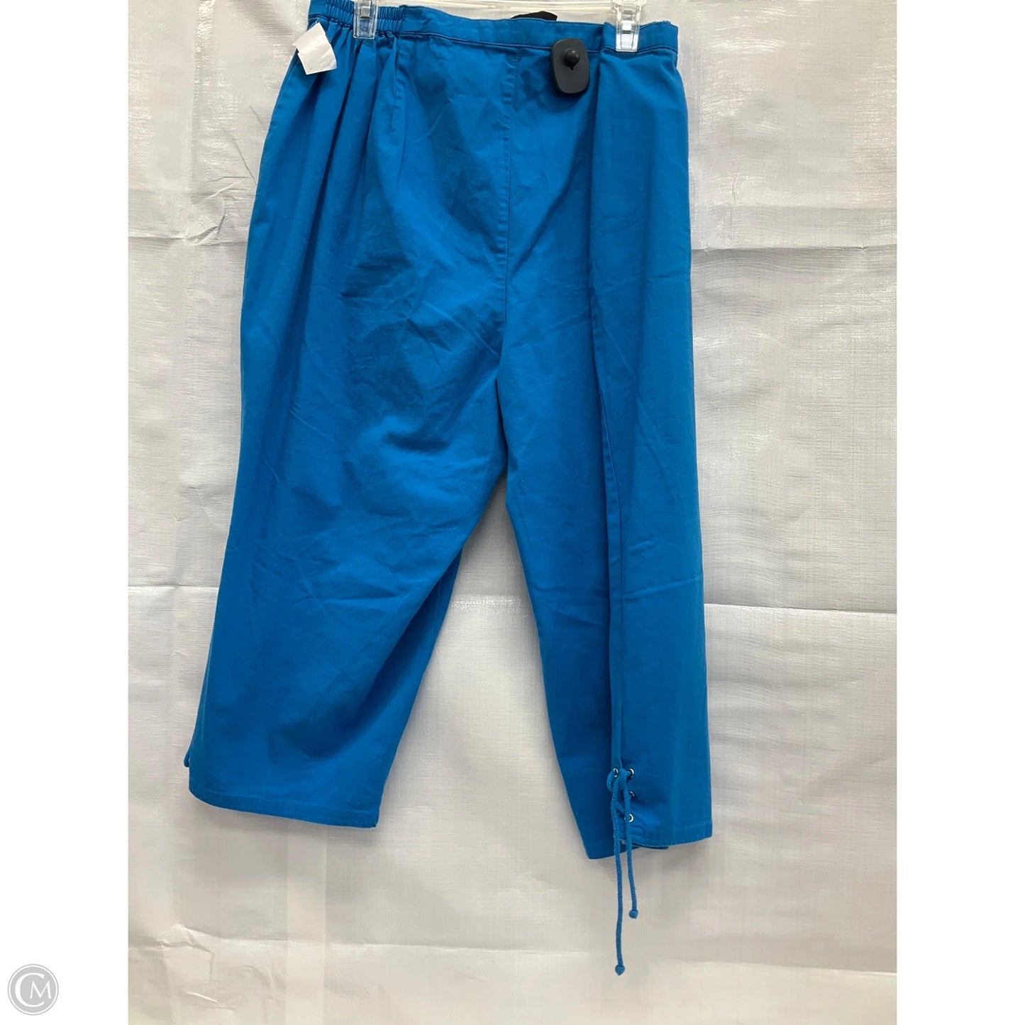 Pants Cropped By Sag Harbor In Blue, Size: 5