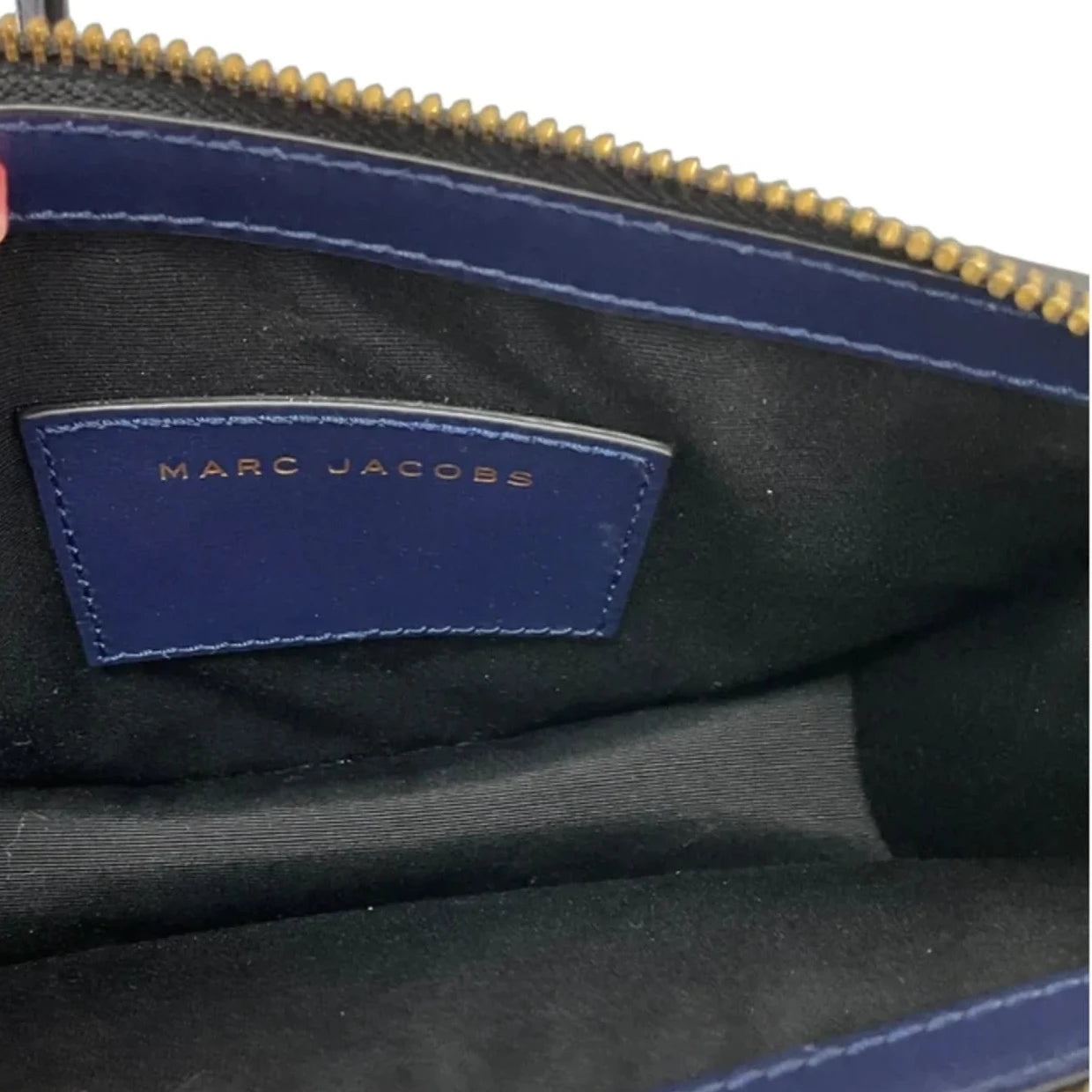 Crossbody Luxury Designer By Marc Jacobs, Size: Medium