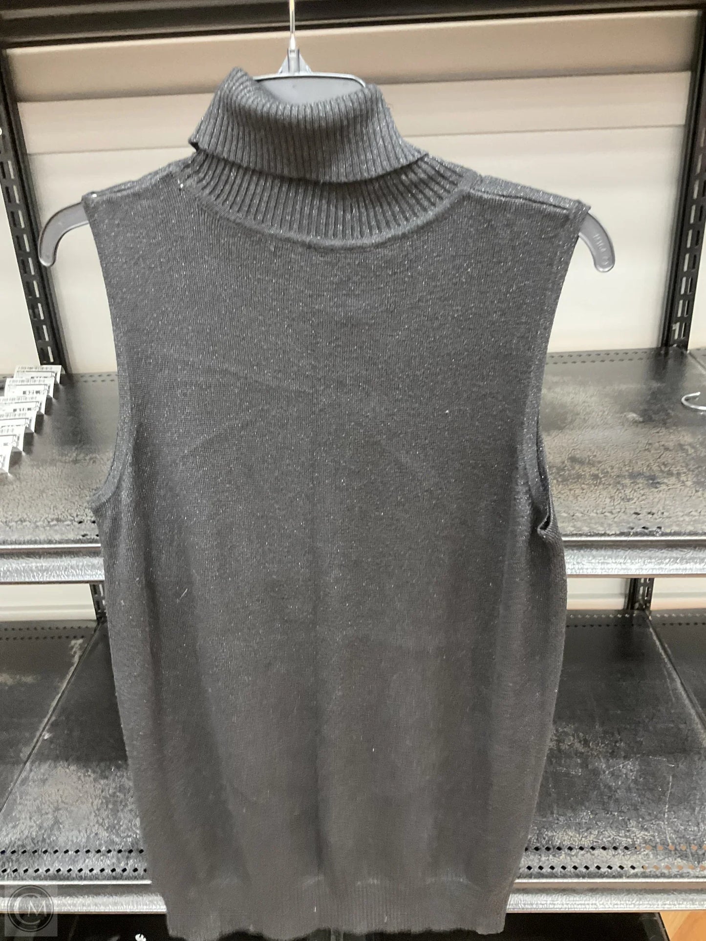 Top Sleeveless By Clothes Mentor  Size: M