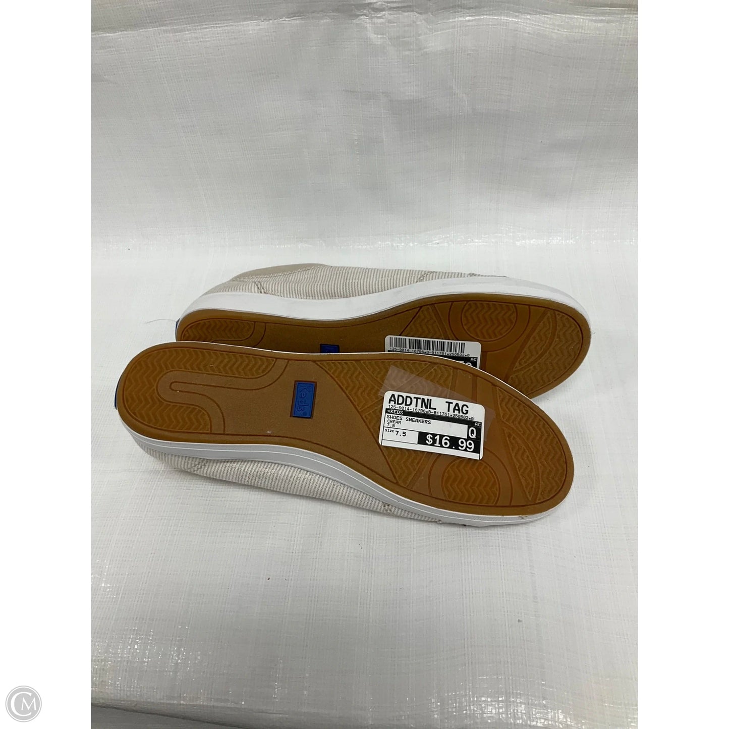 Shoes Sneakers By Keds In Cream, Size: 7.5