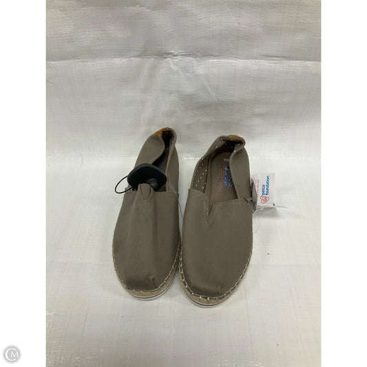Shoes Flats By Bobs In Taupe, Size: 7.5