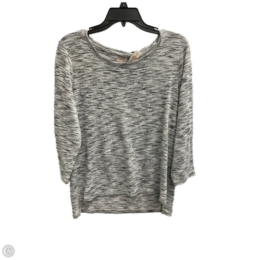 Top Long Sleeve By Chicos In Grey, Size: M