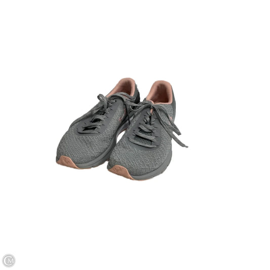 Shoes Athletic By Under Armour In Grey & Pink, Size: 9