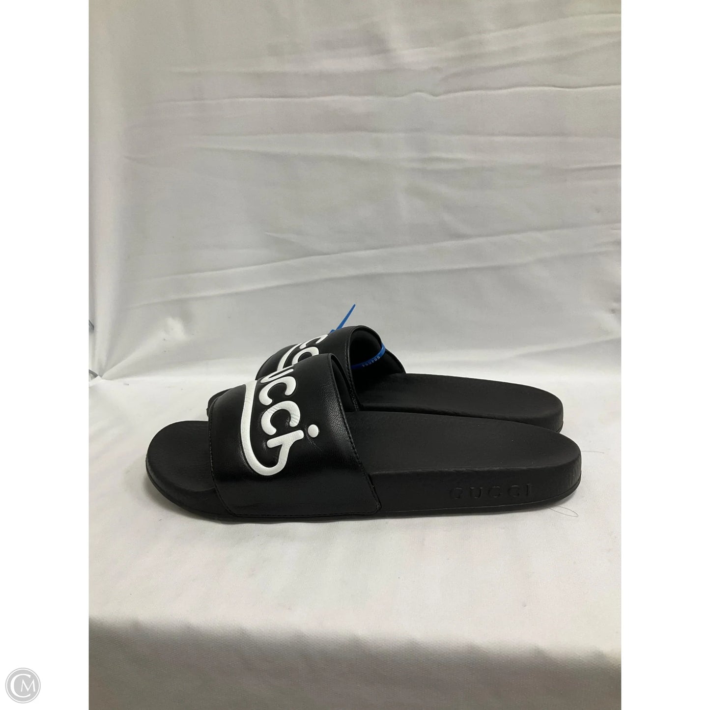 Shoes Luxury Designer By Gucci In Black, Size: 6.5