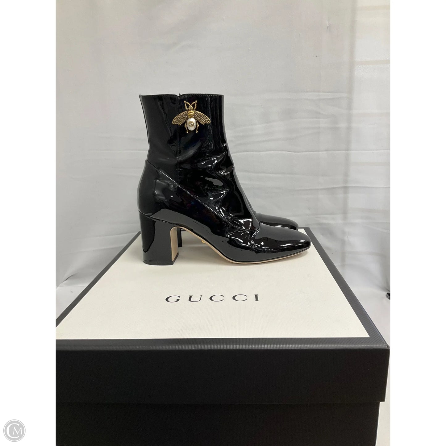 Boots Luxury Designer By Gucci In Black, Size: 7