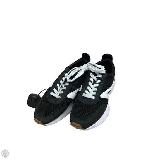 Shoes Sneakers By Clothes Mentor In Black & White, Size: 8.5