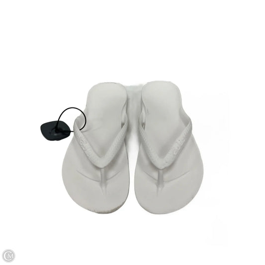 Sandals Flip Flops By Cmb In White, Size: 7