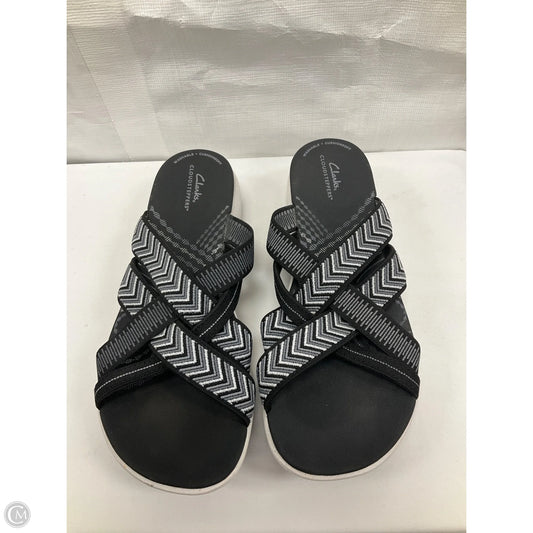 Sandals Flats By Clarks In Black, Size: 9