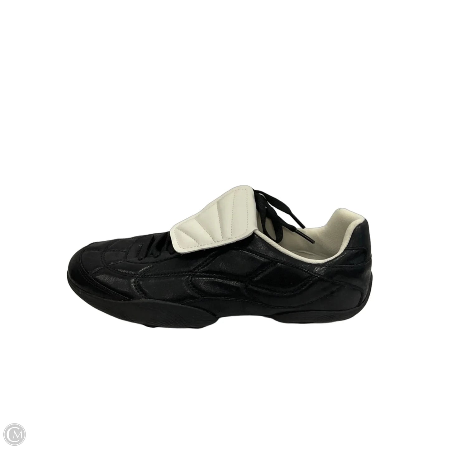 Shoes Sneakers By Zara In Black & White, Size: 9