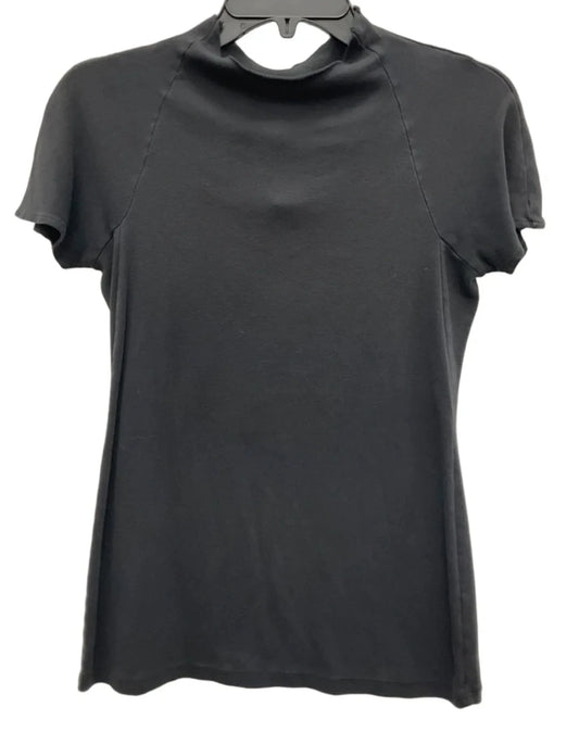 Top Short Sleeve By Cma In Black, Size: M