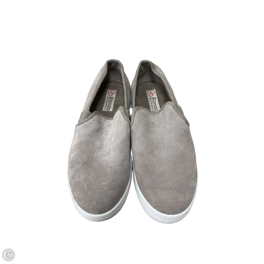 Shoes Flats By Blondo In Beige, Size: 11