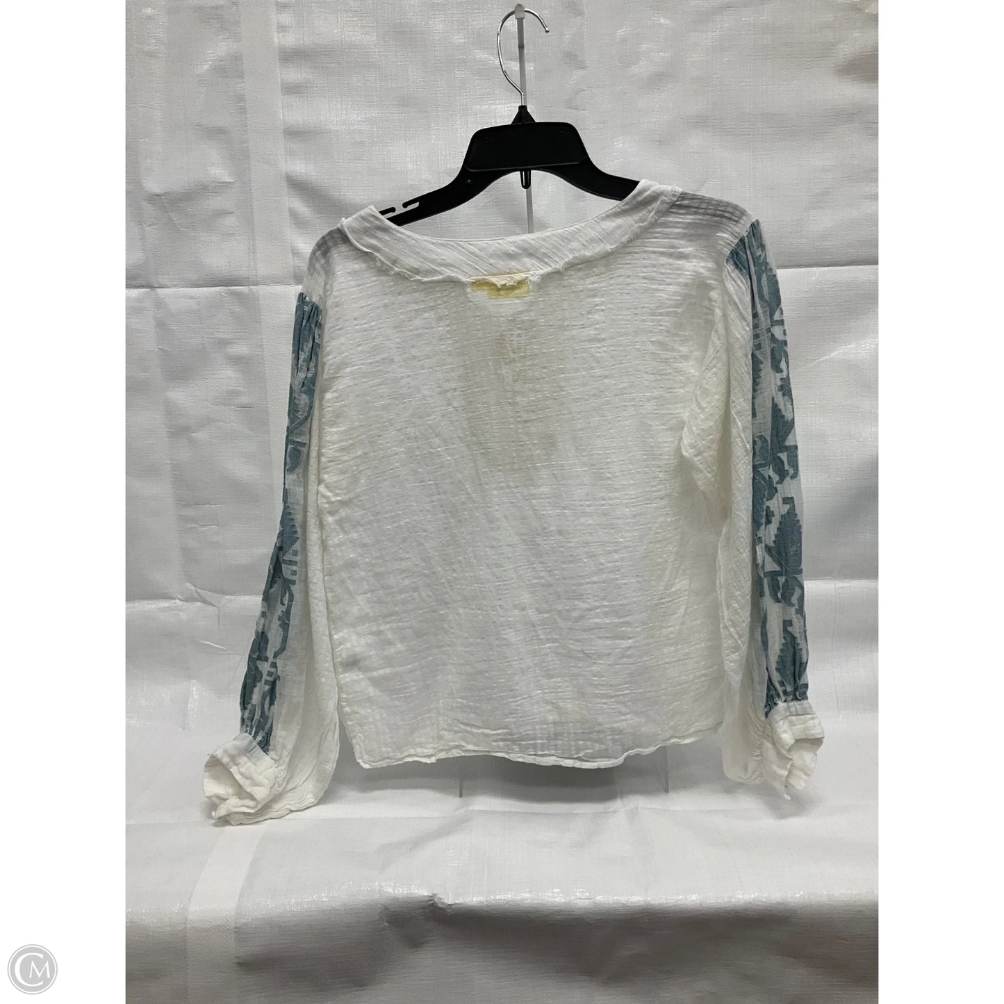 Top Long Sleeve By Cmc In White, Size: Xs
