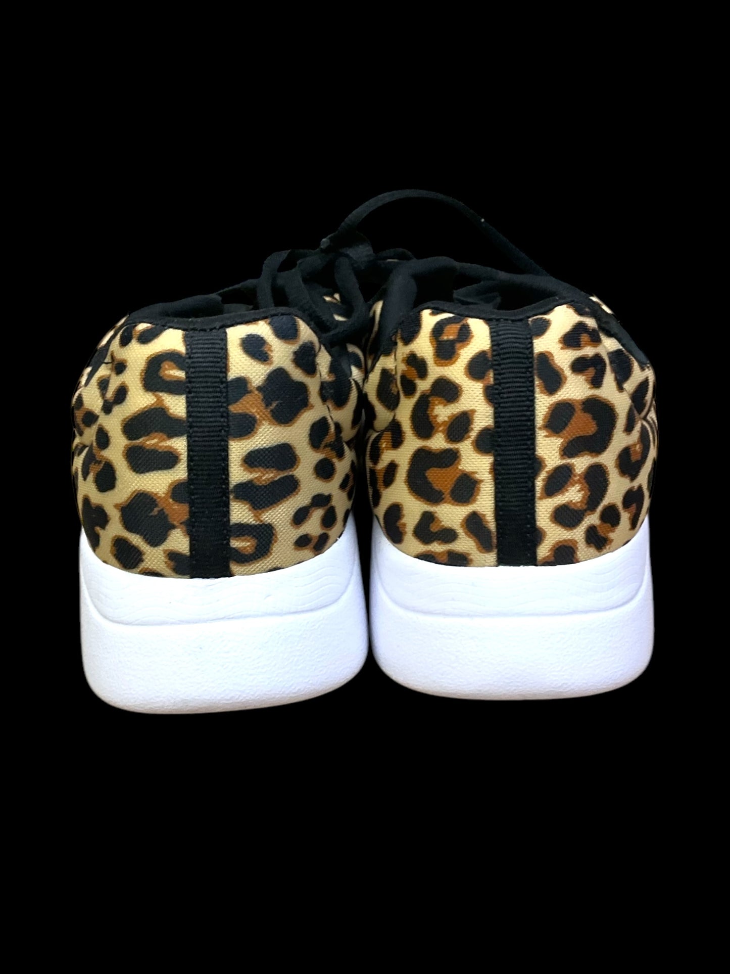 Shoes Athletic By Athletic Works In Animal Print, Size: 8