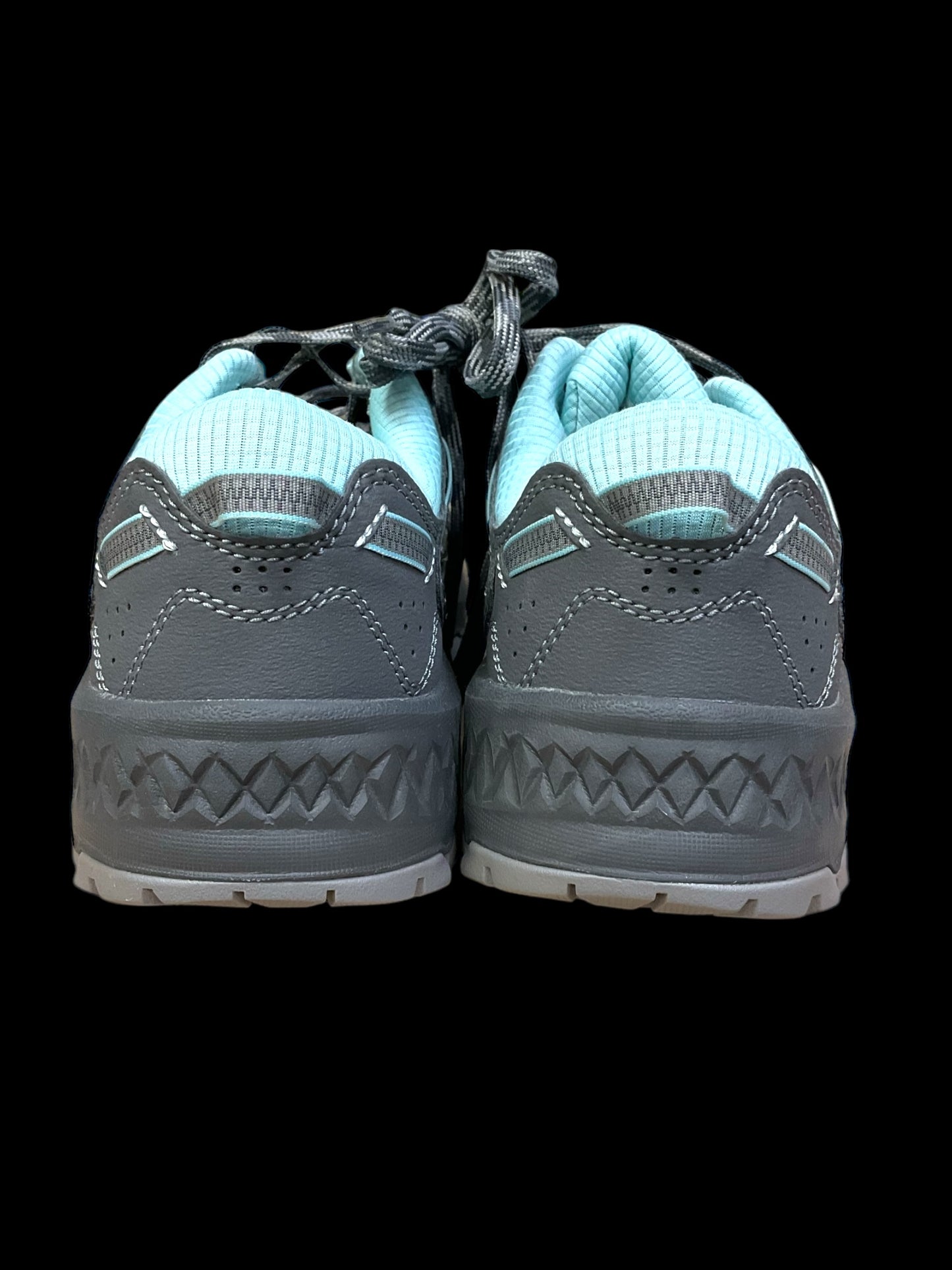 Shoes Athletic By Saucony In Grey, Size: 6