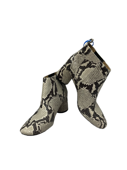 Snakeskin Print Boots Luxury Designer Marc Jacobs, Size 8