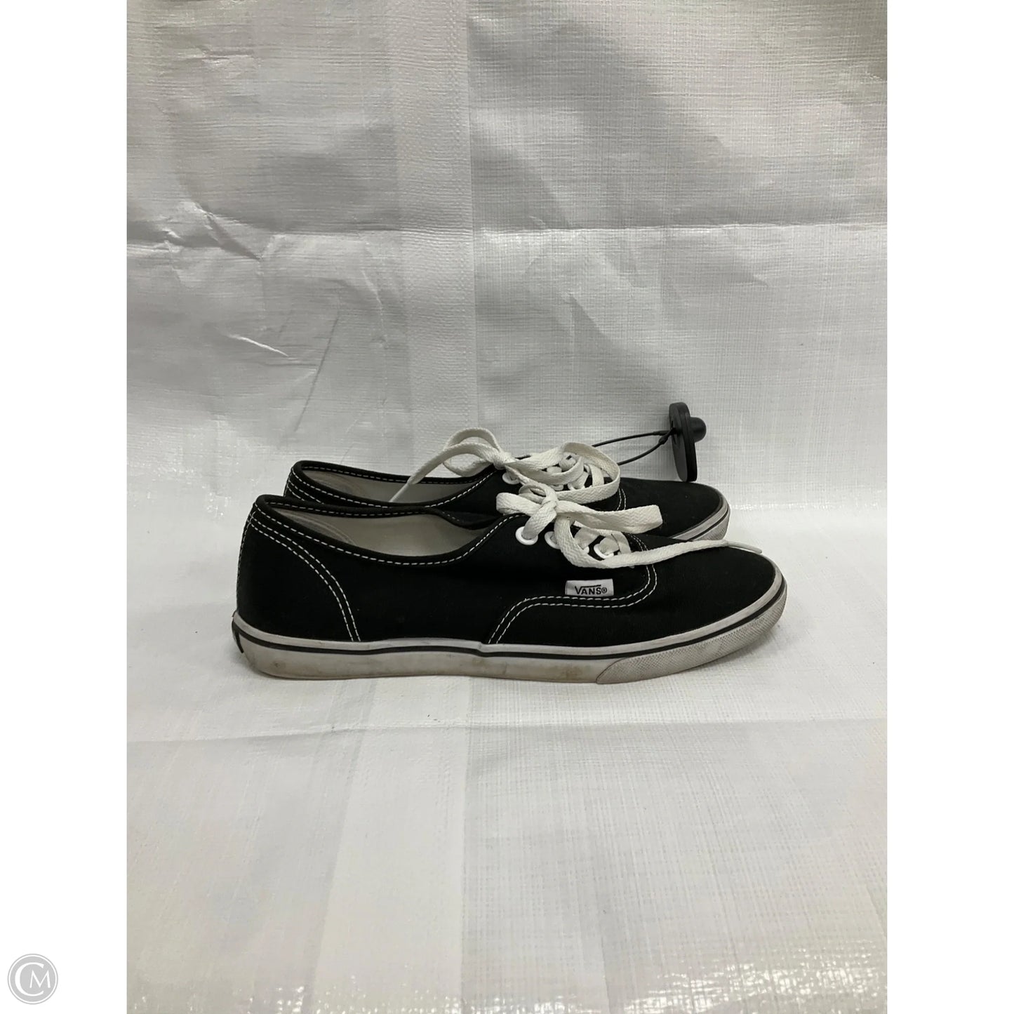 Shoes Sneakers By Vans In Black, Size: 6.5