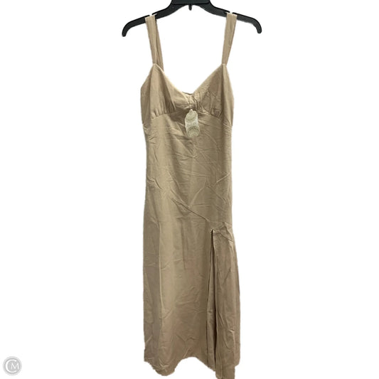 Top Sleeveless By Uniqlo In Cream, Size: M