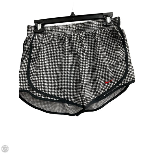 Athletic Shorts By Nike In Plaid Pattern, Size: M