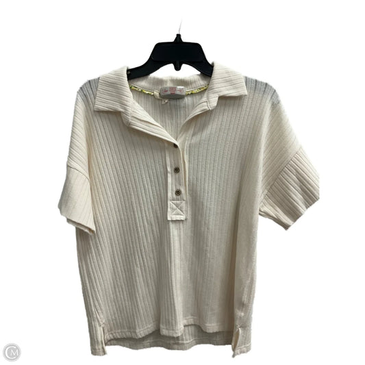 Top Short Sleeve By Umgee In Cream, Size: S